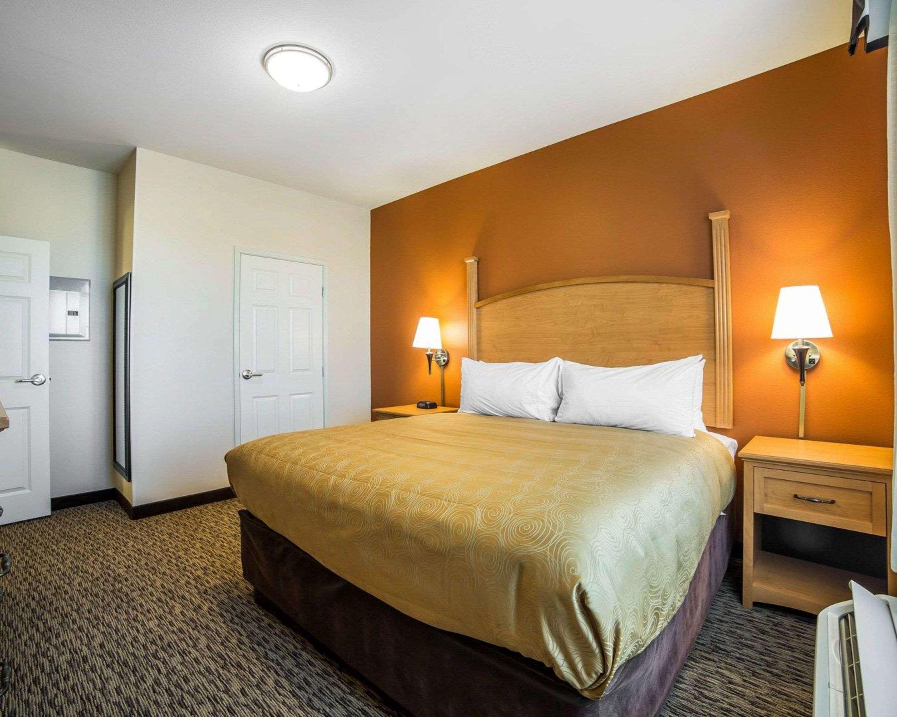 Mainstay Suites Sidney - Medical Center Dış mekan fotoğraf