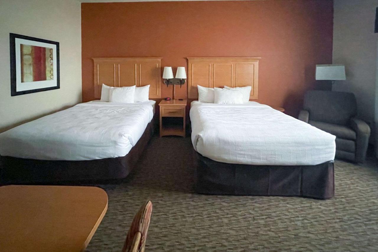 Mainstay Suites Sidney - Medical Center Dış mekan fotoğraf